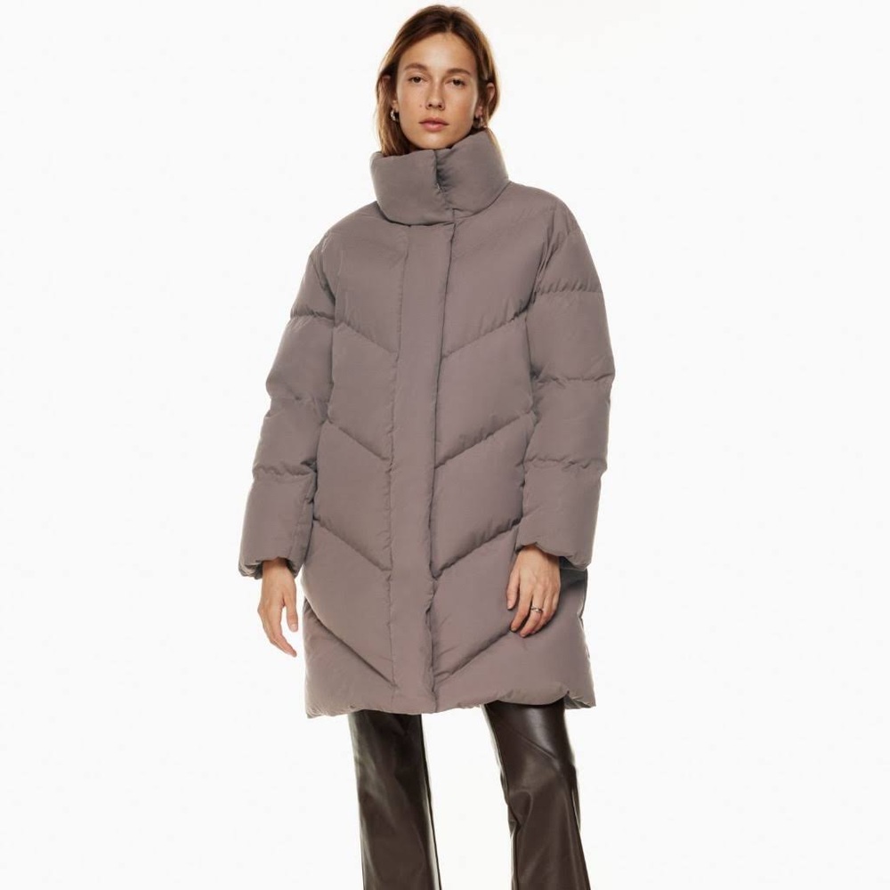 NWT 
Tag price is $298 
Color: Stone Taupe
Love it but it is not in my size